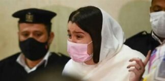 فتيات التيك توك ضحايا" قيم الأسرة المصرية"