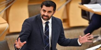 حمزة يوسف رئيس وزراء إسكتلندا أول مسلم يقود دولة أوروبية