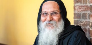 5 سنوات على مقتل ابيفانيوس.. أسئلة عن الرهبنة والمطبعة والزراعة و"الرئيس القادم" انتخب الأنبا إبيفانيوس رئيسًا للدير بأغلبية أصوات الرهبان في فترة البابا تواضروس الثاني