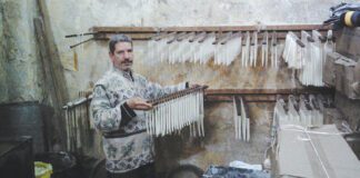 "شمعٌ" يذوب بالاندثار وبالديون صناعة الشمع في مصر تعاني مشكلات عدة