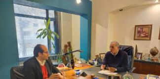 السادات في حوار خاص: مصر كلها "خسرانة" من استمرار الأوضاع الحالية.. و حمائم النظام الأقرب للرئيس السادات في حواره مع "فكر تاني"