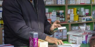 روشتة بالمادة العلمية.. جدلية الدواء والاسم التجاري و"البزنسة"