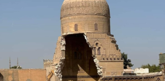"تصفير عمر مصر".. استمرار هدم المقابر الأثرية يثير غضبًا واسعًا "تصفير عمر مصر".. استمرار هدم المقابر الأثرية يثير غضبًا واسعًا