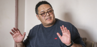أحمد فوزي: مصر غير مهيأة لتغيير جذري.. وأي انفجار اجتماعي سيؤدي لكارثة إذا لم يجد قوى تستوعبه (حوار) السياسي والمحامي أحمد فوزي الأمين العام السابق للحزب المصري الديمقراطي- تصوير محمد الراعي