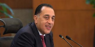 نشرة من الشارع: ارتفاع تحويلات المصريين.. زيادة أسعار الكتاكيت والبن.. مصر تعود لسوق السندات الدولية رئيس الحكومة مصطفى مدبولي (وكالات)