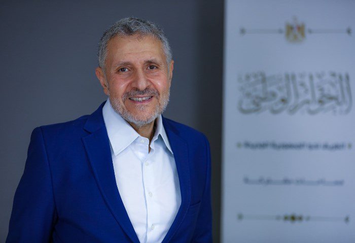 الحقوقي نجاد البرعي (وكالات) 