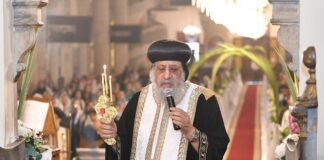 نشرة "على الساحة": تهاني بعيد القيامة المجيد.. دعوات لإنهاء آلام غزة.. ومطالب برلمانية بتغيير الحكومة صلى البابا تواضروس الثاني صباح اليوم قداس أحد الشعانين المعروف شعبيًّا بـ "أحد السعف" في الكاتدرائية المرقسية بالإسكندرية.