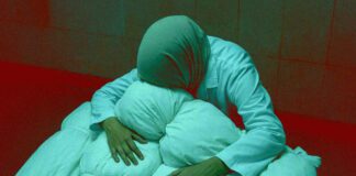 تراهم جميعًا في وجهه.. آلام آلاء النجار