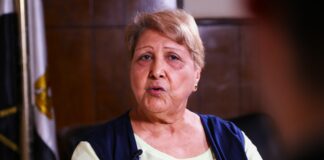 أمينة النقاش: مقاطعة "الشيوخ" تخدم الإخوان.. وأي متاح نحن فيه ولو مجلس إدارة عمارة (حوار) الكاتبة الصحفية أمينة النقاش، رئيسة الاتحاد النسائي التقدمي بحزب التجمع، وعضوة مكتبه السياسي، والمرشحة عن الحزب في القائمة الوطنية من أجل مصر، تصوير هيثم محجوب - فكر تاني
