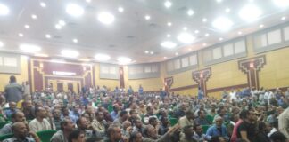 100 شهر أرباح.. عمال "مصر للألومنيوم" ينتزعون مكاسب جزئية