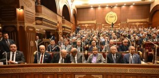 نشرة تحت القبة | اتجاه لعقد مؤتمر عام للإصلاح السياسي.. وسجال برلماني في "الشيوخ"