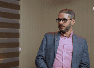 حسام مؤنس لـ "فكر تاني": نحن في المربع صفر والاستقرار يتحقق بالتغيير