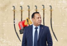 ننشر تحقيقات اتهام نخنوخ بحيازة آثار عثمانية.. سيف تشريفة وخناجر وبلطات أسفل دولابه